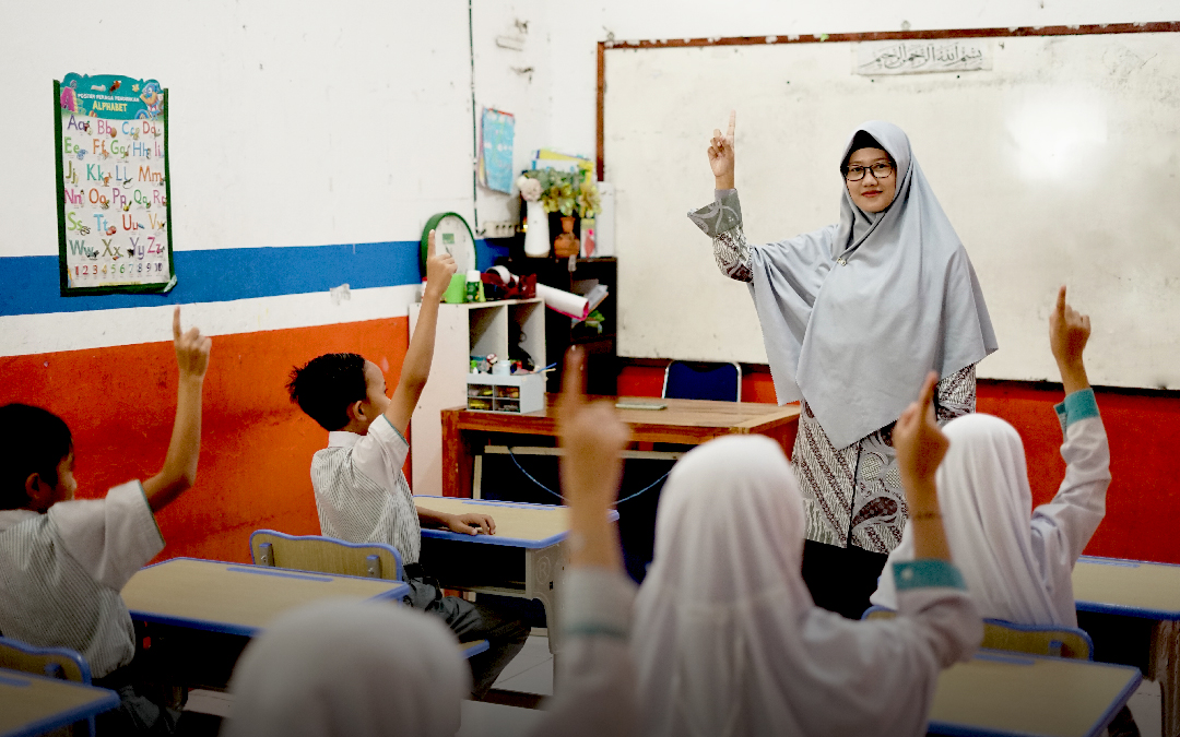 Analisis Literasi dan Numerasi dalam Asesmen Kompetensi Minimum (AKM): Studi SD Juara Seluruh Indonesia